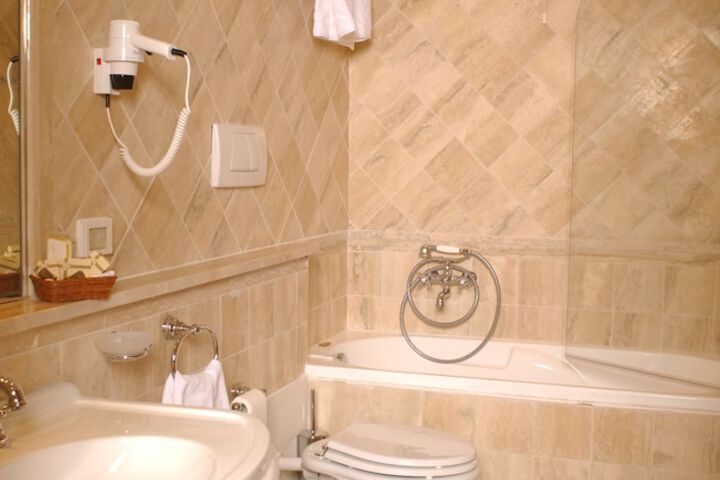 Clean Restrooms