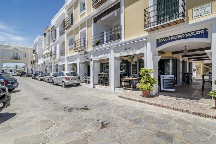 Image of AP149 -Townhouse with pool and roof terrace