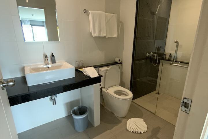 Room 12 of 19