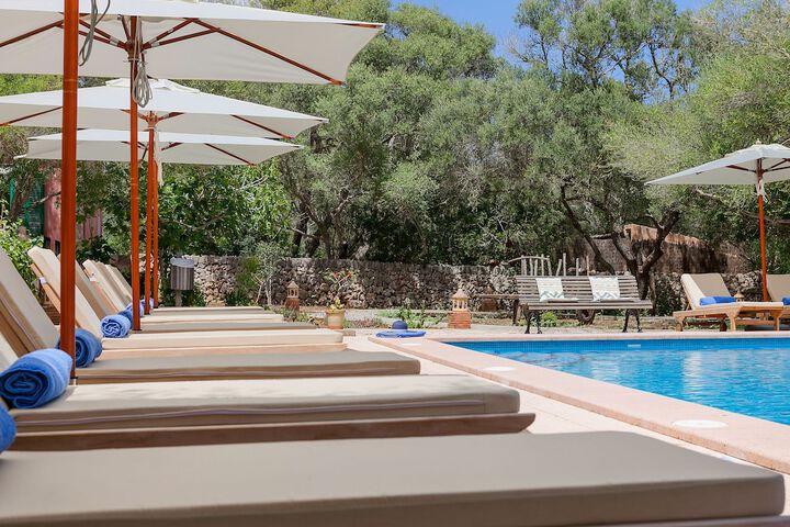 Pool 49 of 77