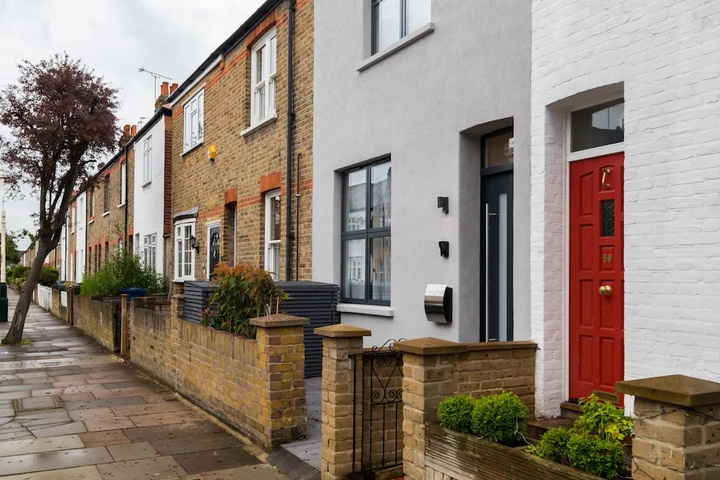 Luxury double room in West London home