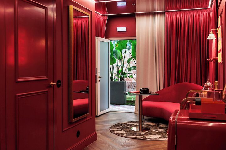 Room 43 of 141