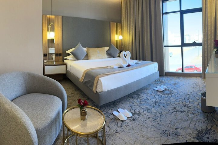 Room 12 of 20