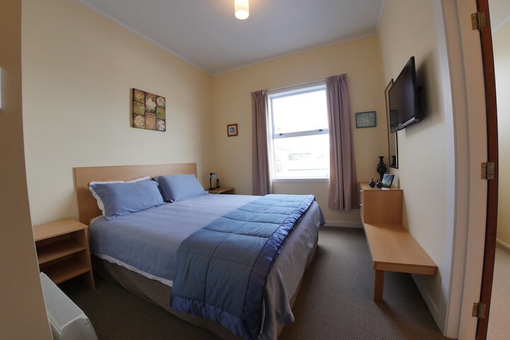 Room 5 of 26
