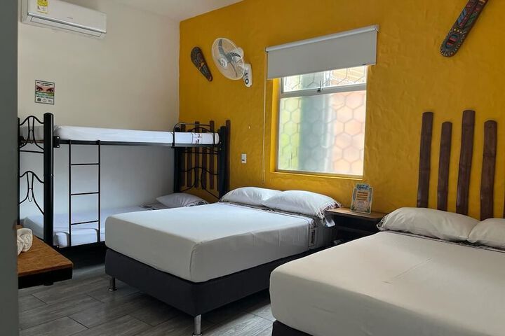 Room 9 of 22