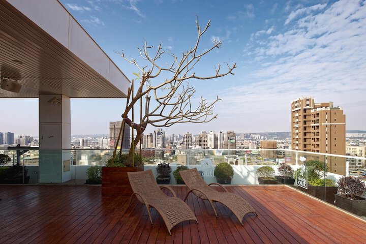 Terrace/Patio 157 of 160