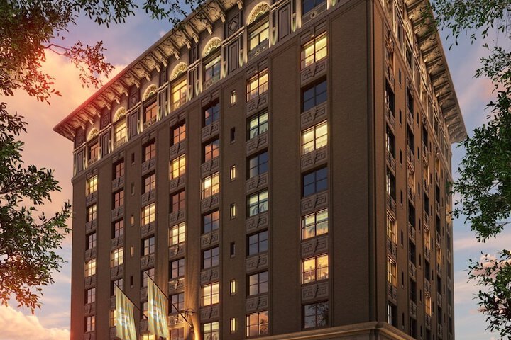 Exterior of Recess Hotel and Club