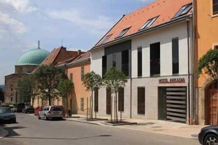 Hotel Arkadia in Pecs