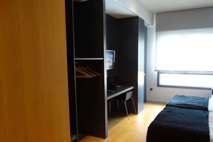 Room 19 of 58