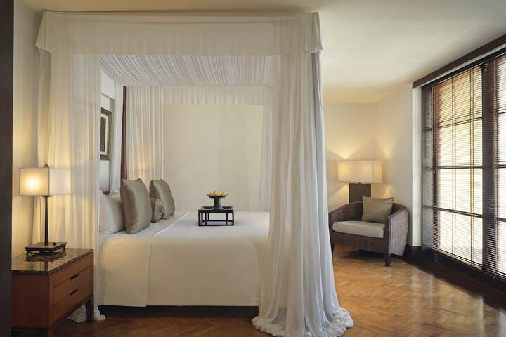 Room 21 of 122