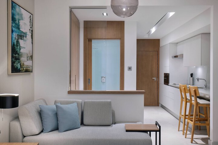 Room 12 of 35