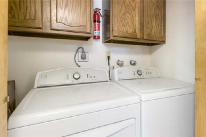 Laundry 9 of 25