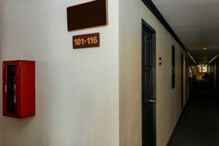 Ballroom/Hall 47 of 101