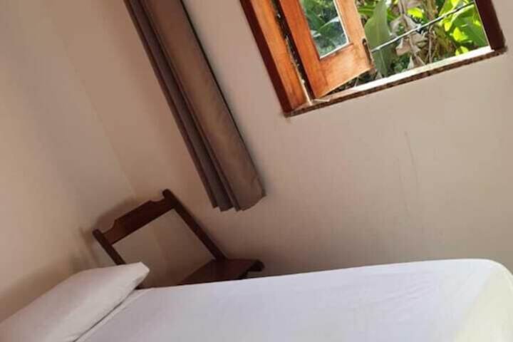 Room 14 of 86