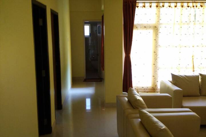 Room 13 of 37