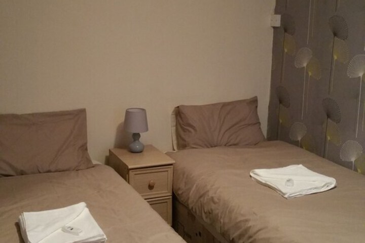 Room 6 of 22