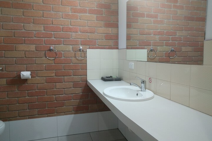 Room 55 of 74