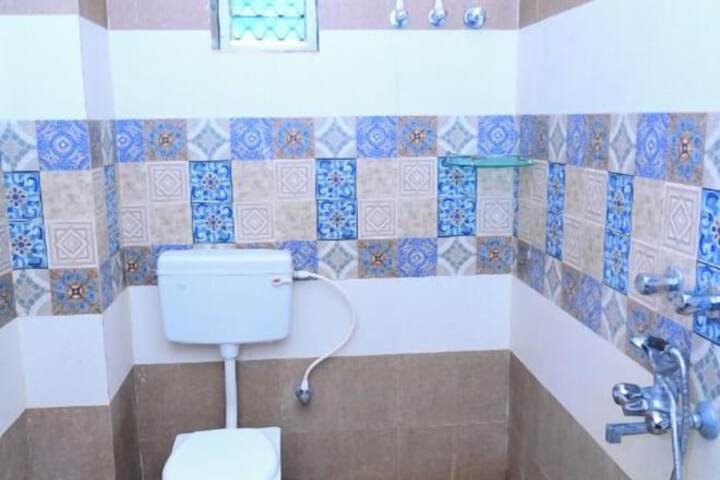 Room 16 of 22