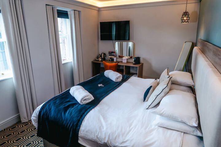 Room 28 of 116