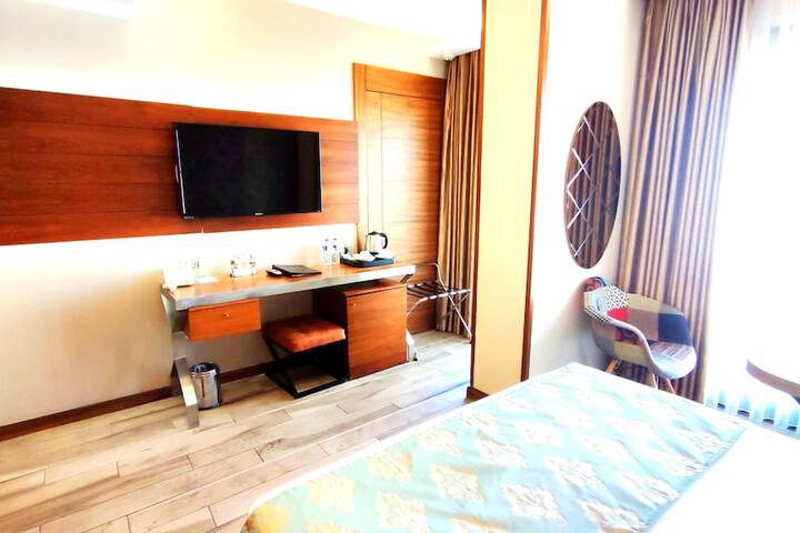 Room 10 of 68