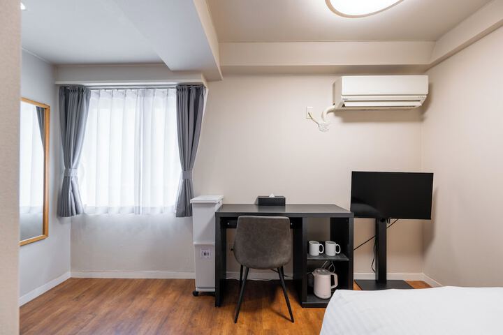 Room 25 of 57