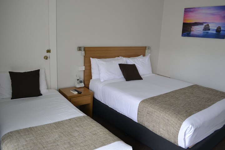 Room 10 of 79