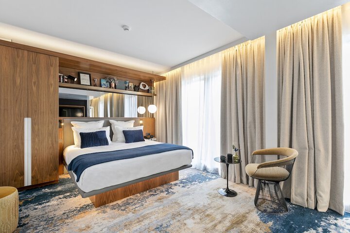 Room 5 of 75