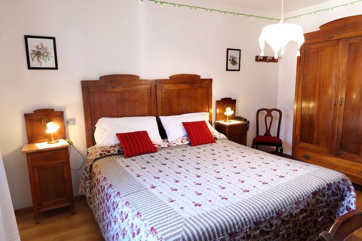 Room 25 of 69