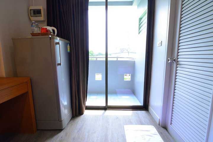 Room 21 of 30