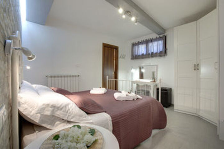 Room 21 of 75