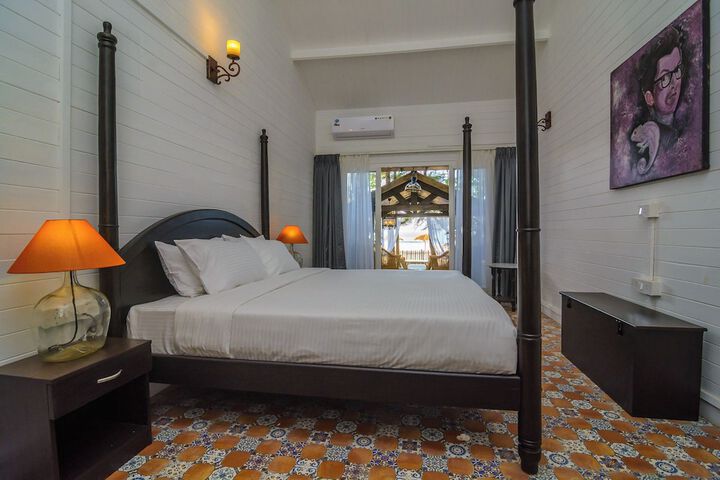 Room 10 of 58