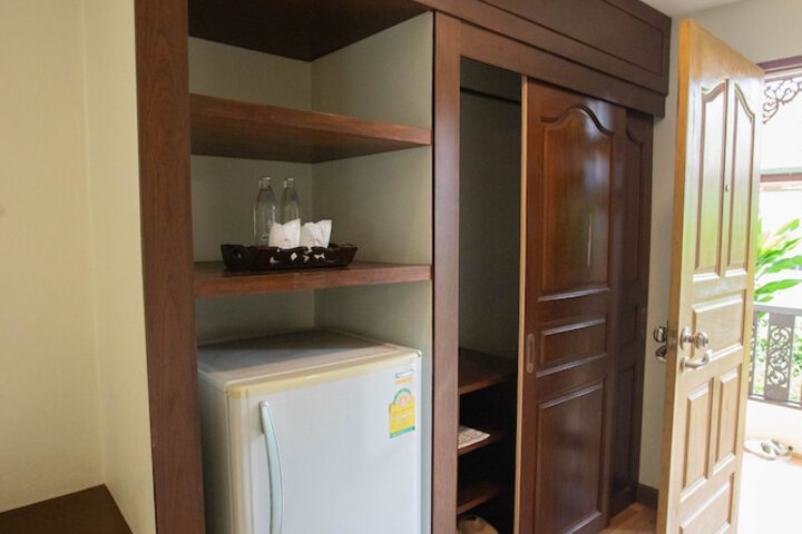 Room 14 of 72