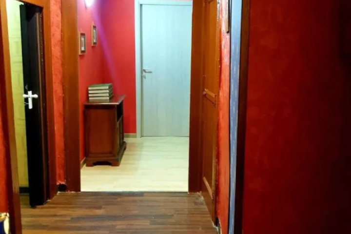Room 16 of 18