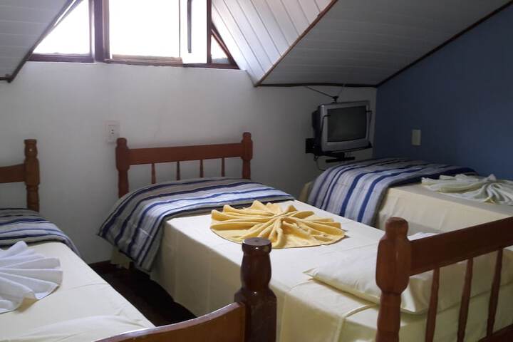 Room 14 of 40
