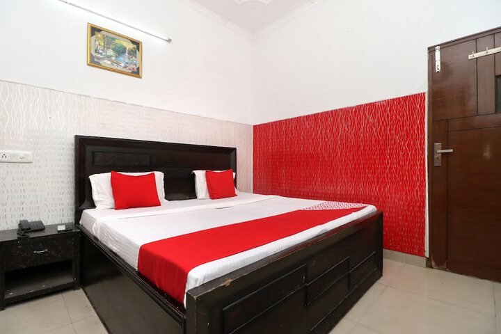Room 12 of 23