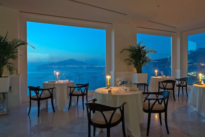Dining 97 of 118