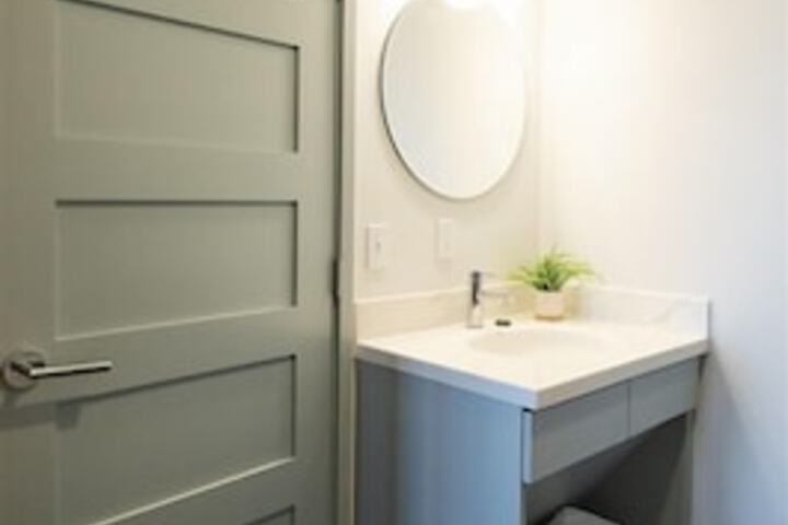 Room 304 of 510