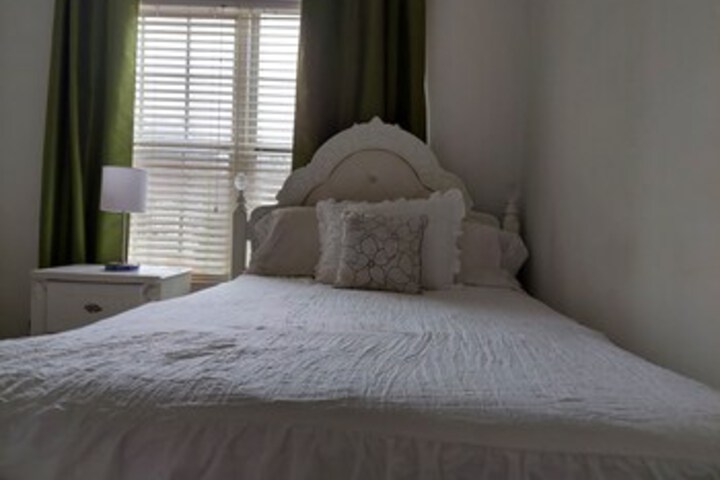Room 26 of 64