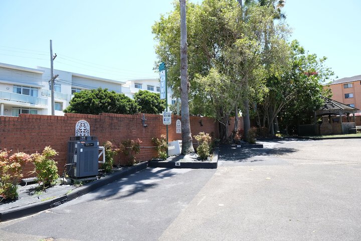 Property Grounds 148 of 169