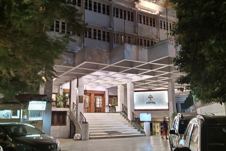 Hotel Yuvraj