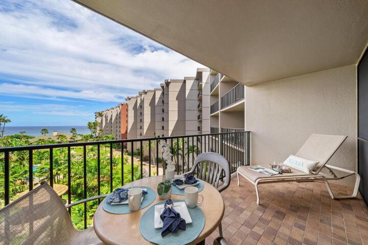 Kaanapali Shores 527 in Kahana, HI