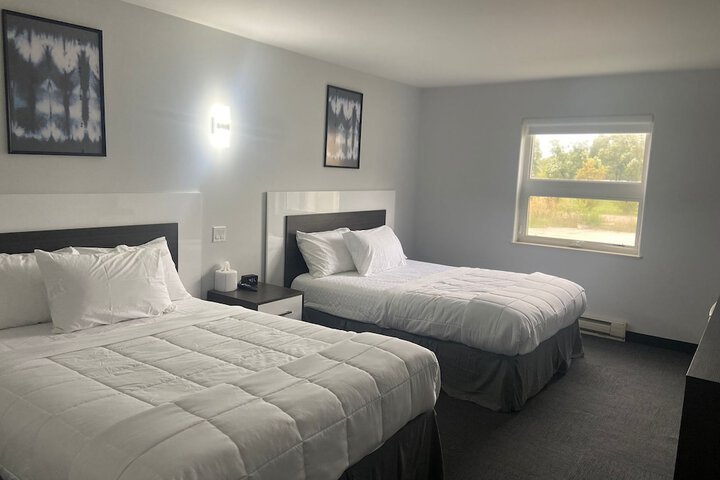 Room 8 of 11