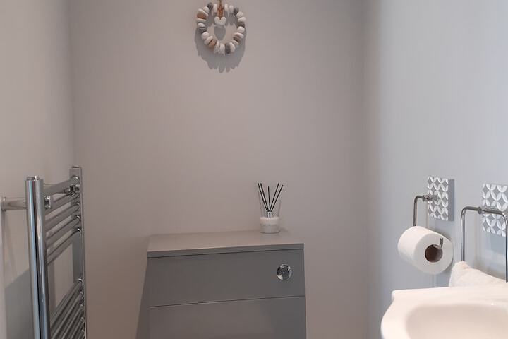 Room 14 of 28
