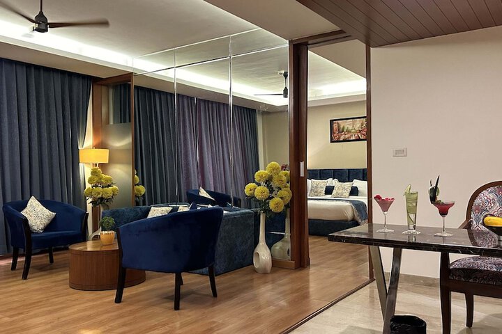 Room 42 of 113