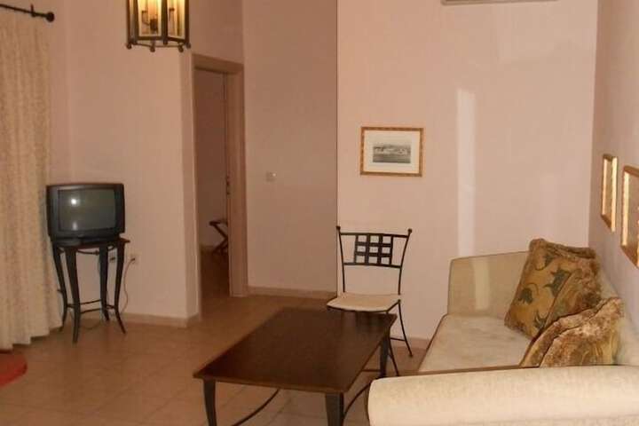 Room 20 of 53