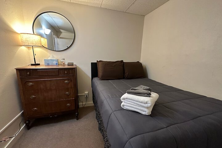 Room 26 of 46