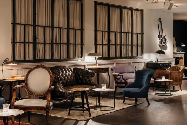 Hotel 94 of 113