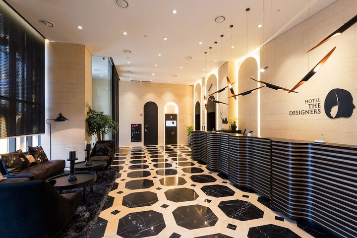 Lobby Entry
