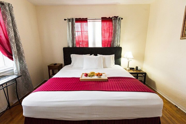 Room 4 of 21