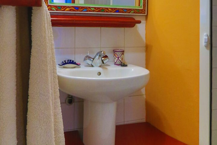 Room 157 of 266